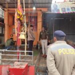 सुजानपुर के मंदिर में चोर:50 मीटर दूर पुलिस सहायता कक्ष, सीसीटीवी में दिखा एक युवक