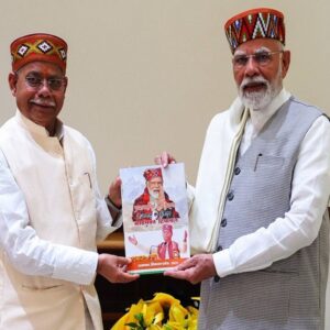 हिमाचल के गवर्नर PM मोदी से मिले:आपदा से हुए नुकसान की जानकारी दी; शुक्ल बोले- ‘काशी घोषणा-पत्र’ प्रभावी ढंग से लागू करेंगे