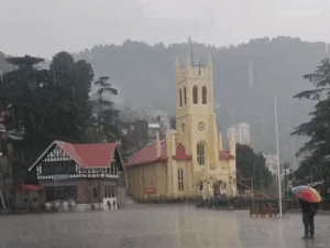 हिमाचल के 10 जिलों में आज बारिश का यलो अलर्ट:31 जुलाई से कमजोर पड़ेगा मानसून; अब तक सामान्य से 5% ज्यादा बरसे बादल