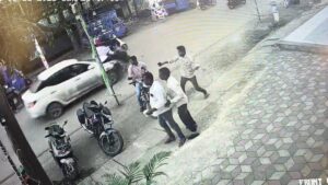 तेज रफ्तार कार ने मचाया कहर, जो मिला उसे उड़ा दिया, 15 घायल; देखें खौफनाक VIDEO​on August 31, 2025 at 3:40 pm