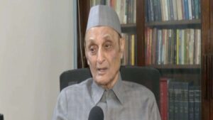 पीएम मोदी की मां को गाली देने वाले के खिलाफ हो कड़ा एक्शन, जम्मू-कश्मीर के सीनियर नेता कर्ण सिंह की मांग​on September 3, 2025 at 1:54 pm