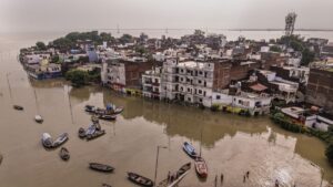 देश की कितनी नदियों में बाढ़ की स्थिति गंभीर,  कितनी नदियों का जलस्तर सामान्य से ज्यादा? सामने आया CWC का आंकड़ा​on September 3, 2025 at 6:15 pm