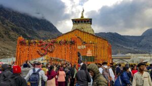 जय बाबा केदार… शीतकाल के लिए बंद हुए केदारनाथ धाम के कपाट, अब 6 महीने कहां होंगे दर्शन?​on October 23, 2025 at 4:22 am