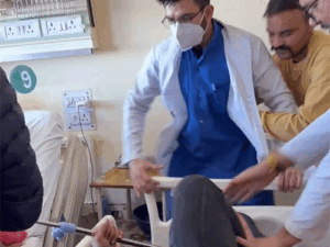 शिमला IGMC में डॉक्टर-मरीज में मारपीट:इलाज के दौरान हुई कहासुनी, मरीज ने लगाया डॉक्टर पर मारपीट का आरोप