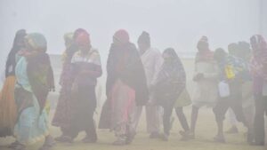 25 दिसंबर का मौसमः कड़ाके की ठंड के बीच देश के इन हिस्सों में बारिश की चेतावनी, यहां पर छाई घने कोहरे की चादर​on December 25, 2025 at 1:28 am