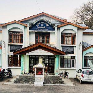 हिमाचल में तेजधार हथियार से पत्नी की हत्या:पुलिस ने आरोपी पति को गिरफ्तार किया, महिला के गले पर गहरे घाव