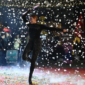 मंडी में अंतरराष्ट्रीय कल्चरल परेड PHOTOS:35 दलों ने बिखेरी सांस्कृतिक छठां, फ्रांस, अमेरिका और श्रीलंका के कलाकारों ने दी प्रस्तुति