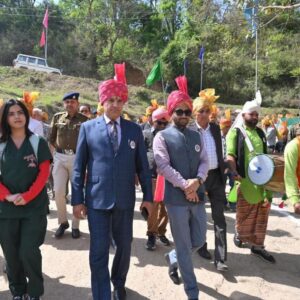 देव संस्कृति के रंग में रंगा सुकेत देवता मेला:सुंदरनगर में सैकड़ों देवी-देवताओं ने किया नगर भ्रमण, 200 रथों के साथ निकली भव्य शोभायात्रा