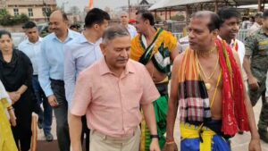 VIDEO: सेना प्रमुख जनरल उपेंद्र द्विवेदी ने ओडिशा दौरे पर जगन्नाथ मंदिर में पूजा की, जानें क्या कहा​on March 28, 2026 at 9:10 am