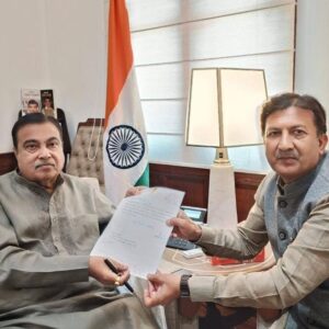 सांसद सिकंदर ने गडकरी से की मुलाकात:39 किमी लंबी लठियानी-रंगस रोड को एनएच बनाने की मांग, सैकड़ों वाहनों का होता है आवागमन
