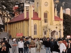 हिमाचल के टूरिज्म पर मिडिल ईस्ट में तनाव का इम्पैक्ट:होटलों में 50% एडवांस बुकिंग कैंसिल, LPG की किल्लत; होटेलियर ने आग के चूल्हे निकाले