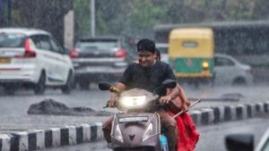 Weather Report Today: दिल्ली, यूपी और बिहार समेत पूरे उत्तर भारत में कब तक रहेगा बारिश वाला मौसम? पढ़ें वेदर रिपोर्ट​on March 23, 2026 at 4:07 am