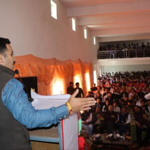 मंडी में विक्रमादित्य सिंह ने भाजपा पर कसा तंज:बोले- सवाल उठाने से नहीं बदलती हकीकत, पंडोह डैम को बताया कांग्रेस की देन