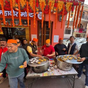 शिमला में मनाया गया हनुमान जन्मोत्सव:राजदरबार से गांधी पार्क तक निकाली भव्य झांकी, मंदिर में हुए अनुष्ठान, जागरण का आयोजन