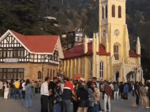 हिमाचल में अगले 3 दिन खिलेगी धूप:तापमान में आएगा उछाल, 25 अप्रैल को फिर बारिश, पर्यटकों के लिए सुहावना मौसम