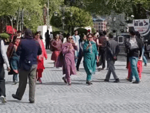 हिमाचल में कल-परसों फिर ओलावृष्टि-तूफान की चेतावनी:9 अप्रैल तक बारिश से राहत नहीं, मौसम में बदलाव के बाद 6 डिग्री तक गिरा तापमान