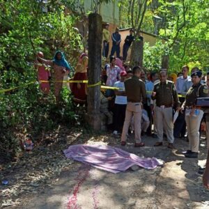 हिमाचल में युवती की गला काटकर हत्या:कॉलेज जा रही थी, हमलावर मौके से फरार, पुलिस तलाश में जुटी