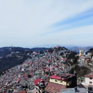 हिमाचल में आज बारिश के आसार:4 जिलों में येलो अलर्ट, हल्की बर्फबारी की भी संभावना; तेज हवाएं चलेंगी