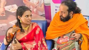 ‘IIT बाबा’ यानी अभय सिंह शादी के बाद पत्नी के साथ पिता के चैंबर में पहुंचे, जानें कौन हैं उनकी हमसफर​on April 6, 2026 at 10:45 am