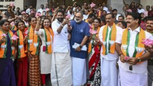 केरल एग्जिट पोल: कड़े मुकाबले में BJP ‘किंगमेकर’ की भूमिका में, UDF और LDF के बीच कांटे की टक्कर​on April 30, 2026 at 2:32 pm