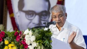 प्रकाश आंबेडकर ने दल-बदल कानून के फ्रेमवर्क पर सवाल उठाए, कहा- ‘इस पर फिर से विचार करने की जरूरत’​on April 25, 2026 at 4:11 am