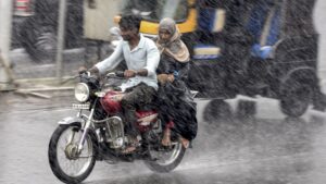 मौसम विभाग ने दी गुड न्यूज, दिल्ली समेत कई राज्यों में अगले 3 दिन तक होगी बारिश, आंधी और तूफान के भी आसार​on April 28, 2026 at 1:24 am