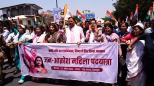 CM धामी ने महिला आरक्षण को लेकर विपक्ष पर साधा निशाना, देहरादून में निकाली पदयात्रा​on April 24, 2026 at 4:04 pm