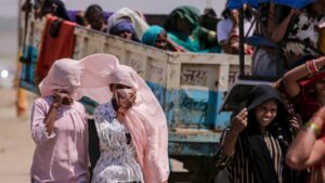 मध्य प्रदेश समेत 11 राज्यों में लू की चेतावनी, दिल्ली-यूपी-बिहार में 40 डिग्री के करीब टेम्परेचर; इन जगहों पर बारिश के आसार​on April 15, 2026 at 1:30 am