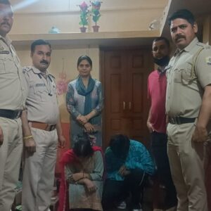 मंडी में नशा तस्करी के खिलाफ पुलिस की कार्रवाई:60 पेटी अवैध शराब बरामद, दो आरोपी गिरफ्तार, जांच जारी