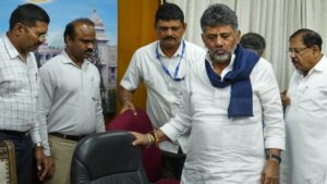 कर्नाटक: राज्य में डिप्टी CM बनाए जाने के पक्ष में नहीं हैं डीके शिवकुमार, कैबिनेट के लिए आलाकमान ने मांगी लिस्ट​on May 31, 2026 at 12:15 pm