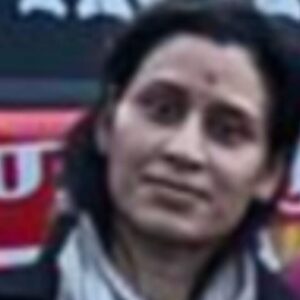 मंडी में महिला ने फंदा लगाकर सुसाइड किया:मां को अचेत देखकर रोता रहा मासूम, पति सरकारी कर्मचारी; शव पोस्टमार्टम के लिए भेजा
