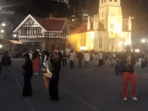 हिमाचल के 5 जिलों में आंधी-तूफान की चेतावनी:18 से खिलेगी धूप, पहाड़ों पर बढ़ेगी गर्मी; ऊना का पारा 36.2॰C पहुंचा