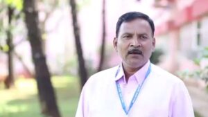 कौन है पीवी कुलकर्णी जिसे माना जा रहा NEET 2026 पेपर लीक मामले का मास्टरमाइंड? यहां जानिए उसका पूरा बैकग्राउंड​on May 16, 2026 at 6:17 am