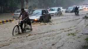 50 km प्रति घंटे की रफ्तार से चलेंगी हवाएं, 3-4 दिन होगी झमाझम बारिश, देश के इन हिस्सों के लिए जारी हुआ अलर्ट​on May 20, 2026 at 2:46 pm