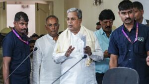 सिद्धारमैया के समर्थन में आगे आए कर्नाटक के वफादार मंत्री और विधायक, जानिए क्या दिया सुझाव​on May 27, 2026 at 10:40 am
