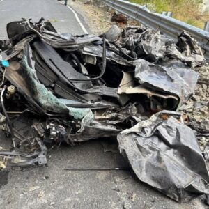 चंबा में खाई में गिरी कार, 2 युवकों की मौत:700 फुट नीचे जाकर रुकी, चोहड़ा डैम तक पहुंची; गाड़ी के उड़े परखच्चे