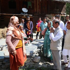 सीएम ने बड़ा भंगाल को दिया ‘प्राकृतिक पंचायत’- ST दर्जा:दुर्गम क्षेत्र विकास की नई उम्मीद, सड़क के लिए ₹10 करोड़, छात्रों को मिलेगी हेली-टैक्सी सुविधा