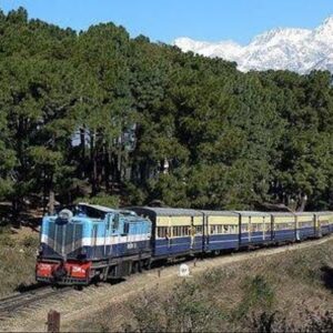 पठानकोट-जोगिंदर नगर रेल लाइन होगी ब्रॉडगेज:उत्तर रेलवे ने शुरू किया ट्रैफिक स्टडी सर्वे, उद्योगों व टोल प्लाजा से जुटेगा डेटा