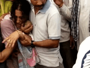 हिमाचल के जवान विशम्बर की पार्थिव देह पैतृक गांव पहुंची:पत्नी ताबूत से लिपटी; दो बेटे और माता-पिता पीछे छूटे, देहरादून में ड्यूटी के दौरान निधन