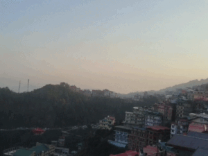 हिमाचल के 3 जिलों में आज-कल हीटवेव का अलर्ट:तापमान में 4॰C तक का उछाल आएगा, 11 जून को भारी ओलावृष्टि-तूफान