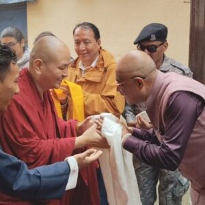 मनाली पहुंचे बौद्ध धर्मगुरु तच्छांग रिन्पोछे:15 जून को दीर्घायु अभिषेक में करेंगे शिरकत; अनुयायियों ने वाद्य यंत्रों से किया स्वागत