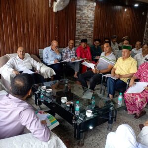 कांगड़ा के वज्रेश्वरी मंदिर की सुरक्षा संभालेंगे पूर्व सैनिक:मंदिर ट्रस्ट चलाएगा लाइब्रेरी; गोसदन में लगाया जाएगा नया सोलर प्लांट