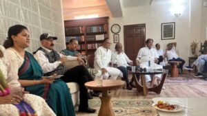 बीजेपी नेता भूपेंद्र यादव से मिले 10 से ज्यादा बागी TMC सांसद, बैठक में सीएम शुभेंदु अधिकारी भी मौजूद​on June 8, 2026 at 8:17 am