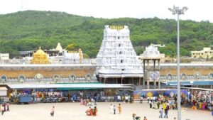 तिरुपति बालाजी मंदिर में हर दिन आता है करोड़ों का चढ़ावा, कैसे होती है इसकी गिनती? जानें कितने लेयर की होती है सिक्योरिटी​on June 15, 2026 at 2:01 pm