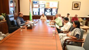 अभिषेक बनर्जी समेत कई TMC नेताओं ने ओम बिरला से की मुलाकात, बागी सांसदों के मर्जर को बताया असंवैधानिक​on June 19, 2026 at 1:09 pm
