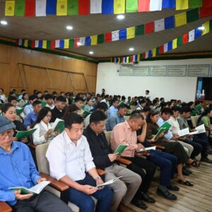 न्यूयार्क में UN मुख्यालय के बाहर तिब्बती कार्यकर्ता का आत्मदाह:चीन की बर्बरता के खिलाफ उठाया कदम, धर्मशाला में आत्मा की शांति के लिए प्रार्थना