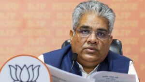 केंद्रीय मंत्री भूपेंद्र यादव के 4 निजी सचिव एक साथ हटाए गए, इनमें से दो की सेवाएं खत्म की गईं, जानें पूरा मामला​on July 8, 2026 at 8:39 am