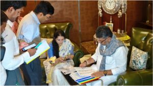 जिनके पास वोटर ID कार्ड होगा, उन्हें ही मिलेगा गारंटी स्कीम का फायदा, SIR को लेकर बोले CM डीके शिवकुमार​on July 1, 2026 at 7:28 am