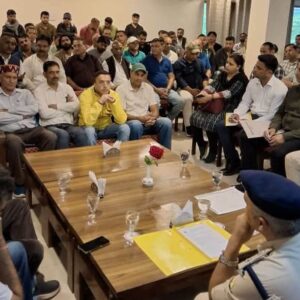 धर्मशाला में संदिग्ध गतिविधियों के बाद पुलिस अलर्ट:SP ने होटल-टैक्सी संचालकों से की बैठक; संवेदनशील स्थानों पर गश्त और निगरानी बढ़ाई