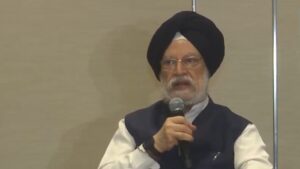 एथेनॉल ब्लेंडिंग पर पेट्रोलियम मंत्री का बड़ा बयान, कहा- ‘आप कमी निकालें, हम सुधार करेंगे’​on July 4, 2026 at 4:19 pm